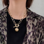The "Medallion" Chainlink Choker Pendant Necklace - Yellow Gold